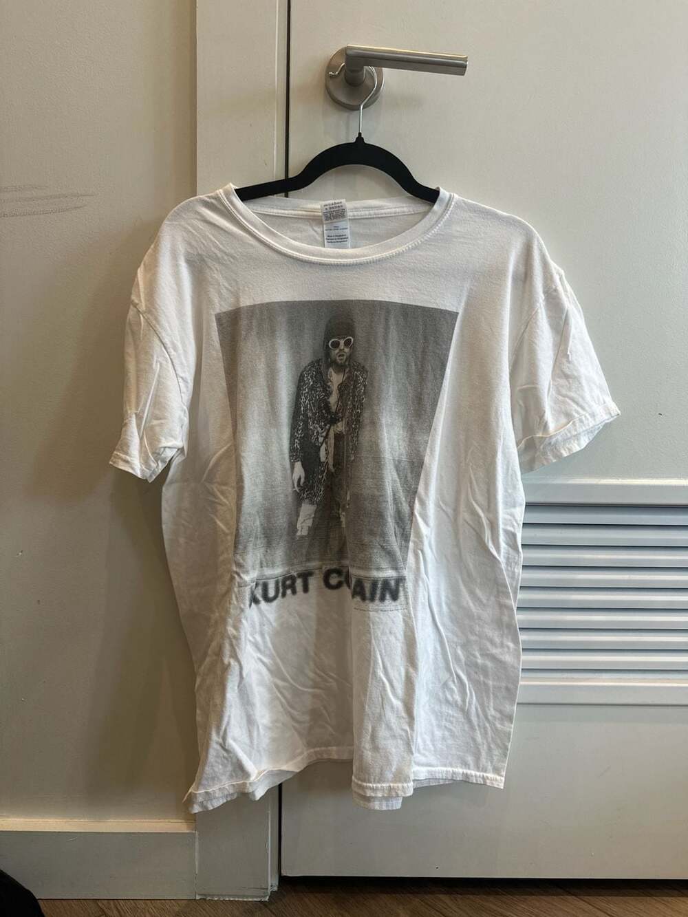 Kurt Cobain Nirvana Jesse Frohman Leopard Print Portrait T-Shirt